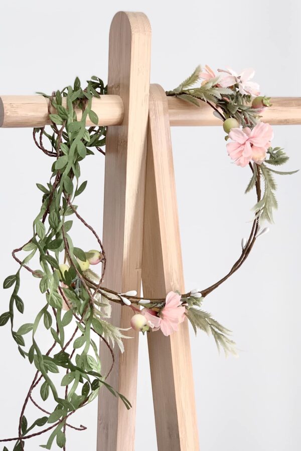 Couronne de fleurs dés un an modèle Inaya