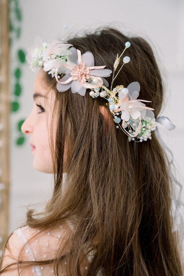 Couronne de fleurs papillons