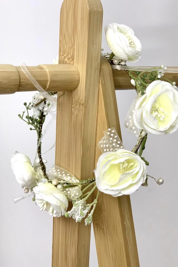 Couronne de roses blanches Ivana
