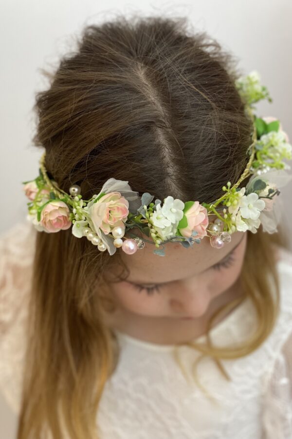 couronne de fleurs cérémonie enfant