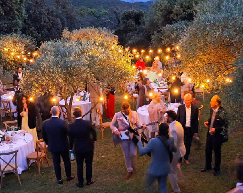 vue extérieure Domaine du Rey mariage